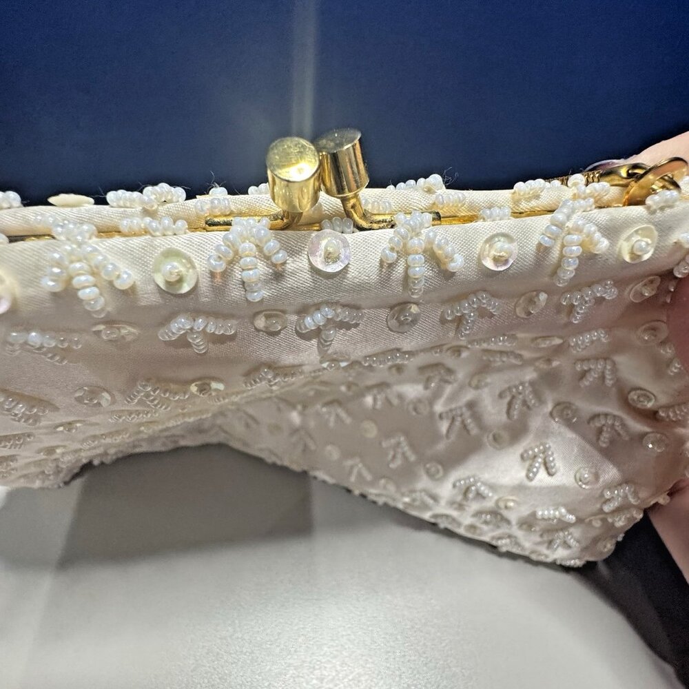 Vintage Beaded Evening Bag Purse w/ Kiss Lock & Chain Hand Made in Hong Kong - Picture 3 of 10